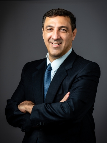 Dr. Kayhan Tajeddini